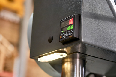 Глубиномер с цифровой индикацией