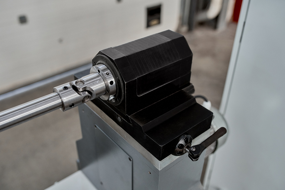 Специальный балансировочный станок ДБР-150ВЕНТ