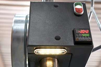 Глубиномер с цифровой индикацией