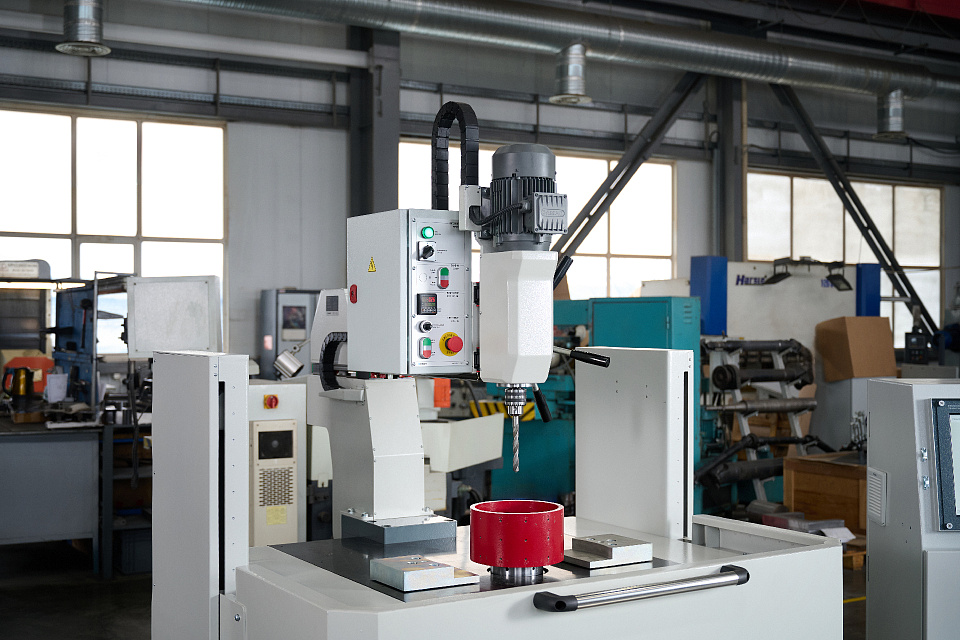 balansirovochnyj-stanok-dlya-krylchatok-konsol-60 4@Станок для балансировки роторов Серия ВЕРТИКАЛЬ
balansirovochnyj-stanok-dlya-krylchatok-konsol-60 5@Станок для балансировки рабочих колес Серия ВЕРТИКАЛЬ
balansirovochnyj-stanok-dlya-krylchatok-konsol-60 7@Станок для балансировки тормозных дисков Серия ВЕРТИКАЛЬ
balansirovochnyj-stanok-dlya-krylchatok-konsol-60 8@Балансировочный станок Серия ВЕРТИКАЛЬ
balansirovochnyj-stanok-dlya-krylchatok-konsol-60 9@Фото станка для балансировки роторов Серия ВЕРТИКАЛЬ
balansirovochnyj-stanok-dlya-krylchatok-konsol-60 6@Балансировочный станок Серия ВЕРТИКАЛЬ от Энсет